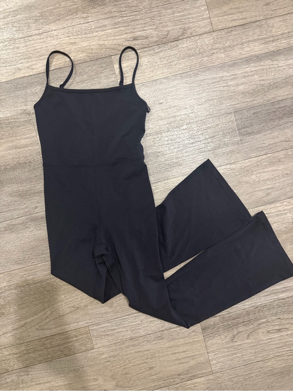 Wilfred Free Aritzia Black Flare Jumpsuit size Small